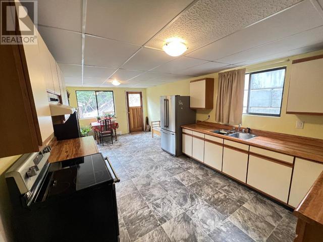 133 Aspen Place, House detached with 3 bedrooms, 1 bathrooms and null parking in Okanagan Similkameen H BC | Image 12
