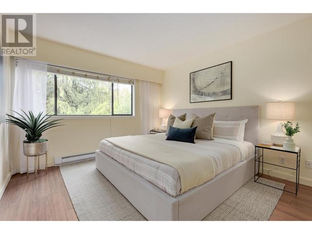 1 - 1786 Esquimalt Avenue, House attached with 2 bedrooms, 2 bathrooms and 1 parking in West Vancouver BC | Image 14
