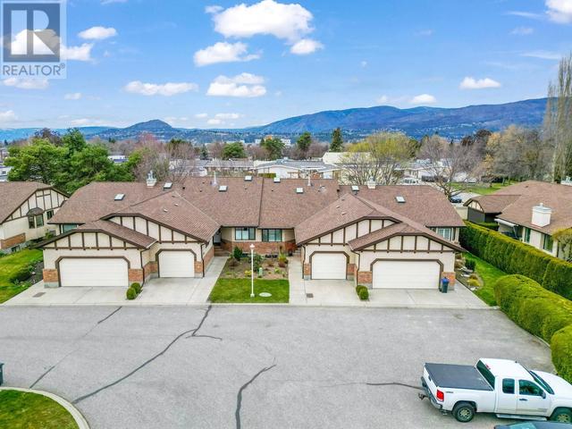 80 - 2200 Gordon Drive, House attached with 3 bedrooms, 3 bathrooms and 1 parking in Kelowna BC | Image 45