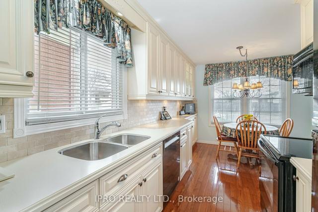 64 Linkdale Rd, House detached with 3 bedrooms, 2 bathrooms and 6 parking in Brampton ON | Image 38