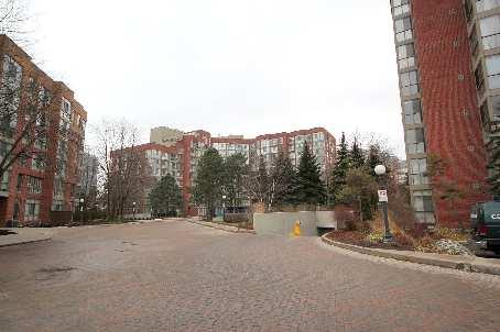 544 - 24 Southport St, Condo with 2 bedrooms, 1 bathrooms and 1 parking in Toronto ON | Image 7