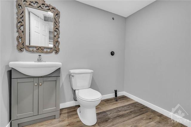861 Contour Street, House detached with 4 bedrooms, 4 bathrooms and 6 parking in Ottawa ON | Image 28