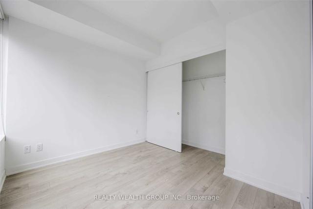 607 - 185 Roehampton Ave, Condo with 1 bedrooms, 1 bathrooms and 0 parking in Toronto ON | Image 3