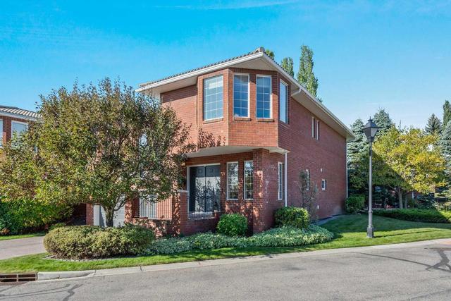 44 Prominence Path Sw, House detached with 2 bedrooms, 3 bathrooms and 4 parking in Calgary AB | Image 4