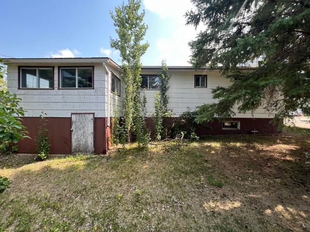 302 Main Street, House detached with 2 bedrooms, 1 bathrooms and 2 parking in Paradise Hill SK | Image 24