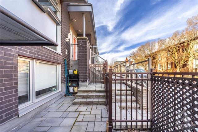 32 Holmwood Avenue, Condo with 2 bedrooms, 3 bathrooms and 1 parking in Ottawa ON | Image 20
