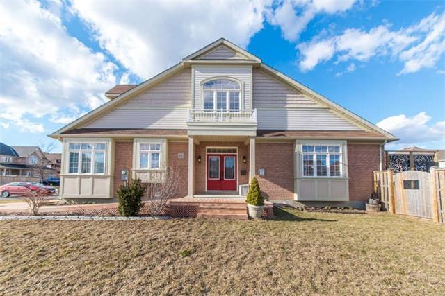 80 Hockley Ave, House detached with 2 bedrooms, 3 bathrooms and 4 parking in Clarington ON | Image 2