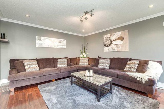 9 Colleridge St, House detached with 4 bedrooms, 3 bathrooms and 2 parking in Ajax ON | Image 9