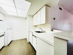 1207 - 1001 Bay St, Condo with 1 bedrooms, 1 bathrooms and 0 parking in Toronto ON | Image 9