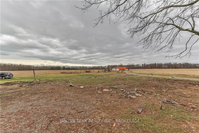 327 2nd Concession Rd Enr, House detached with 3 bedrooms, 1 bathrooms and 6 parking in Norfolk County ON | Image 17