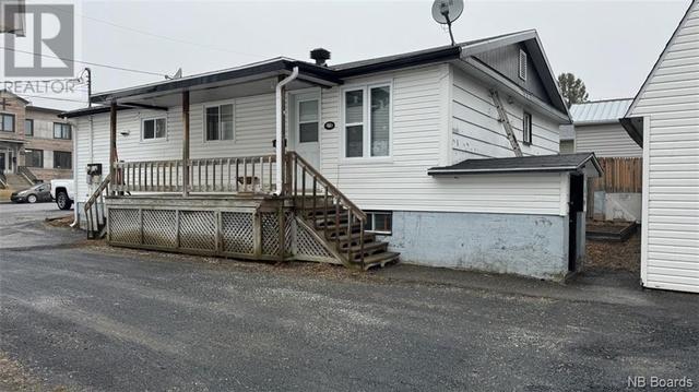 27 37e Avenue, House other with 0 bedrooms, 0 bathrooms and null parking in Edmundston NB | Image 1