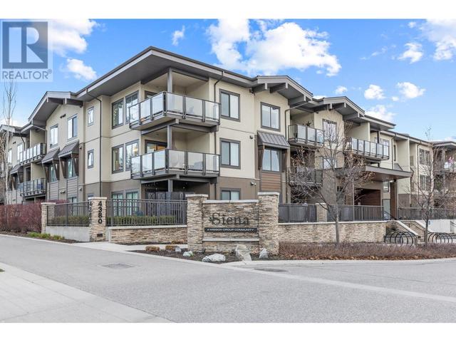 219 - 4380 Lakeshore Road, Condo with 2 bedrooms, 1 bathrooms and 1 parking in Kelowna BC | Image 1