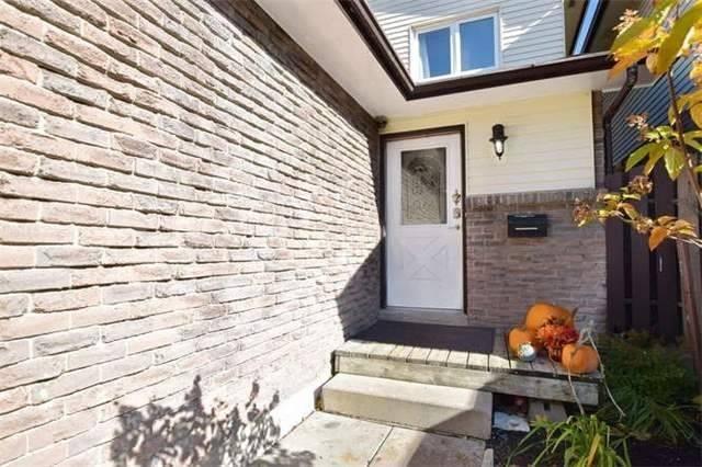 552 Lakeview Ave, House attached with 3 bedrooms, 2 bathrooms and 3 parking in Oshawa ON | Image 9