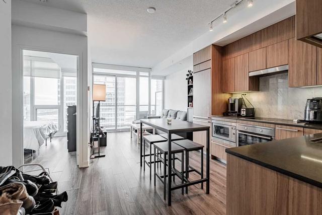 3315 - 70 Queens Wharf Rd, Condo with 1 bedrooms, 1 bathrooms and 1 parking in Toronto ON | Image 1