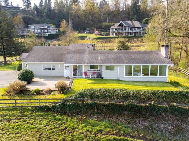 24570 88 Avenue, House detached with 6 bedrooms, 4 bathrooms and 10 parking in Langley BC | Image 4