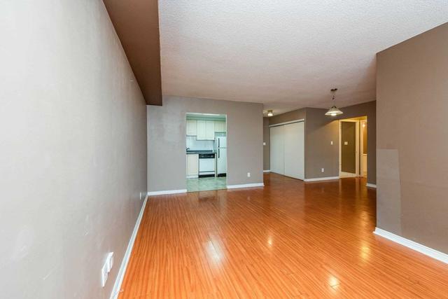 1013 - 135 Hillcrest Ave, Condo with 2 bedrooms, 2 bathrooms and 1 parking in Mississauga ON | Image 19