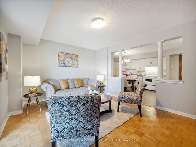 319 - 2506 Rutherford Rd, Condo with 2 bedrooms, 2 bathrooms and 0 parking in Vaughan ON | Image 6