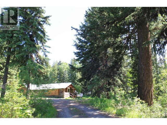 8335 N Bridge Lake Road, House detached with 3 bedrooms, 1 bathrooms and null parking in Cariboo L BC | Image 35