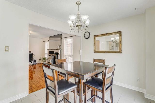 35 Corkett Dr, House detached with 3 bedrooms, 4 bathrooms and 4 parking in Brampton ON | Image 14
