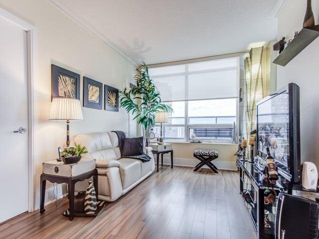 1004 - 181 Wynford Dr, Condo with 2 bedrooms, 2 bathrooms and 2 parking in Toronto ON | Image 4