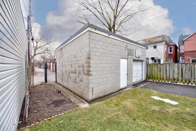 157 Hallam St, House detached with 3 bedrooms, 2 bathrooms and 9 parking in Toronto ON | Image 32