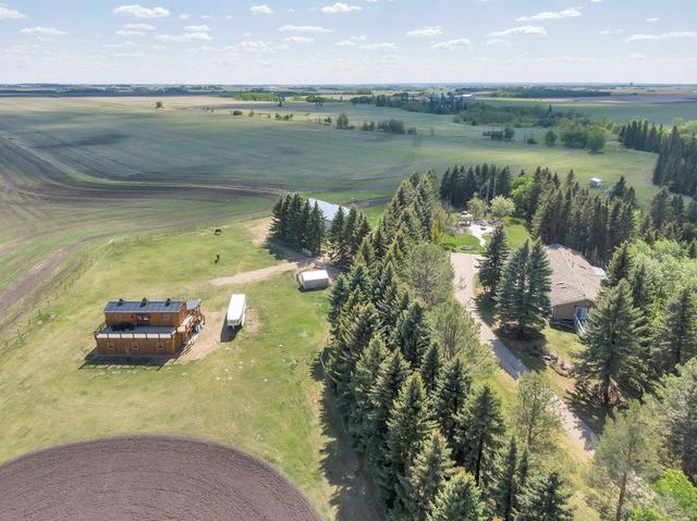 233027 Hwy 613, House detached with 4 bedrooms, 4 bathrooms and null parking in Wetaskiwin County No. 10 AB | Image 29