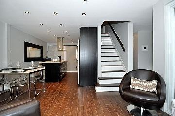 th04 - 2366 Queen St E, Townhouse with 2 bedrooms, 2 bathrooms and 1 parking in Toronto ON | Image 1