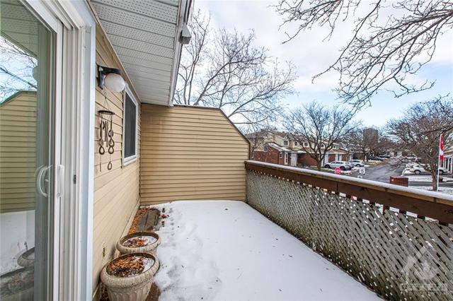 4 Esterlawn Private, Townhouse with 3 bedrooms, 2 bathrooms and 2 parking in Ottawa ON | Image 13