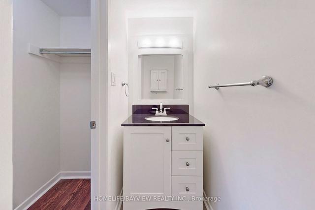 1 Carl Shepway, Townhouse with 4 bedrooms, 3 bathrooms and 2 parking in Toronto ON | Image 15