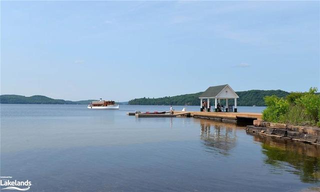 2213 Highway 60 Highway, House detached with 2 bedrooms, 1 bathrooms and 6 parking in Lake of Bays ON | Image 13
