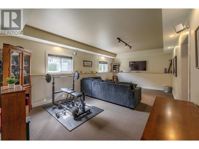 136 Westview Drive, House detached with 4 bedrooms, 3 bathrooms and 2 parking in Penticton BC | Image 30