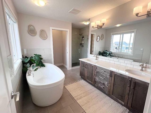 357 Bayside Crescent Sw, House detached with 4 bedrooms, 3 bathrooms and 4 parking in Airdrie AB | Image 37
