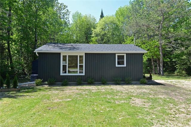 3796 Highway 28, House detached with 2 bedrooms, 2 bathrooms and null parking in Douro Dummer ON | Image 8