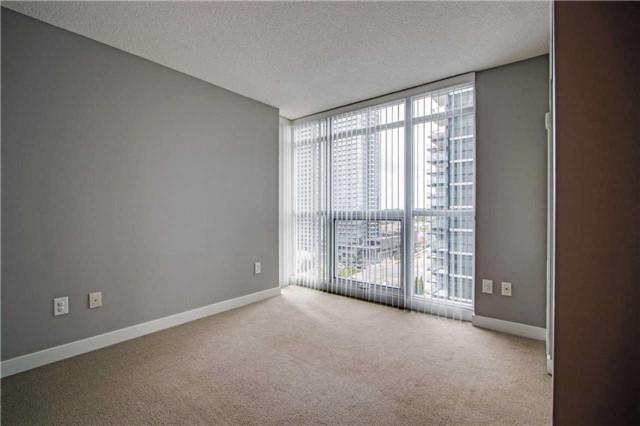 1205 - 29 Singer Crt, Condo with 2 bedrooms, 2 bathrooms and 1 parking in Toronto ON | Image 12