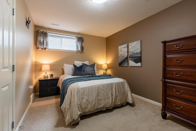 415 Vista Drive Se, House detached with 3 bedrooms, 2 bathrooms and 4 parking in Medicine Hat AB | Image 35