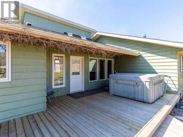 6445 Tyhee Lake Road, House detached with 4 bedrooms, 4 bathrooms and null parking in Bulkley Nechako A BC | Image 34