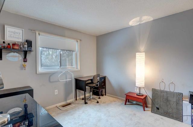 27 Barrett Cres, House detached with 3 bedrooms, 2 bathrooms and 4 parking in Ajax ON | Image 8