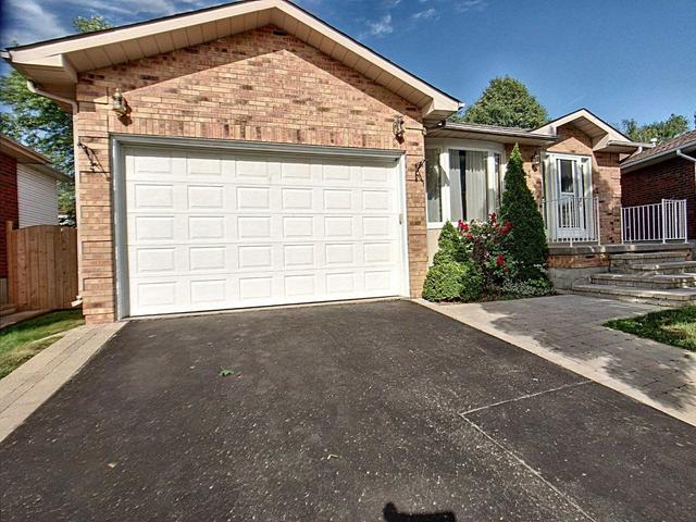 14 Souch Crt, House detached with 3 bedrooms, 3 bathrooms and 6 parking in Clarington ON | Image 16
