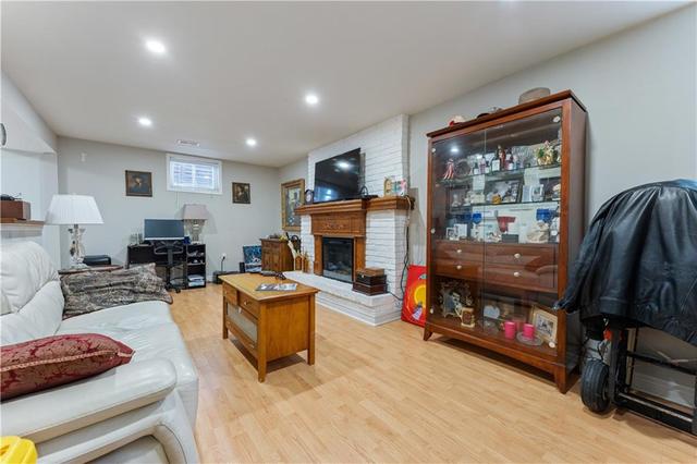 263 Macintosh Drive, House semidetached with 4 bedrooms, 2 bathrooms and 2 parking in Hamilton ON | Image 31