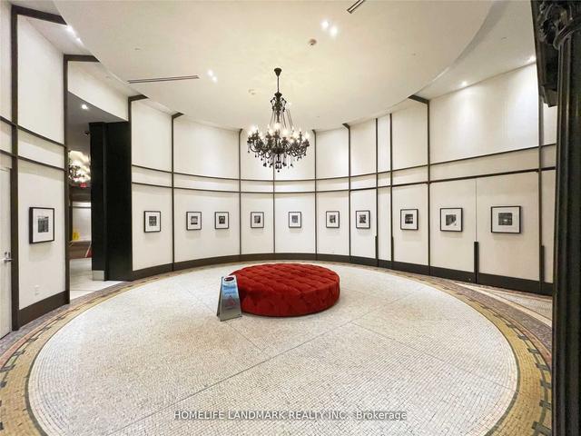 1704 - 197 Yonge St, Condo with 1 bedrooms, 1 bathrooms and 0 parking in Toronto ON | Image 6