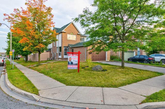 2 Cordgrass Cres, House detached with 3 bedrooms, 4 bathrooms and 4 parking in Brampton ON | Image 3