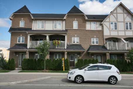 09 - 2361 Parkhaven Blvd, Townhouse with 3 bedrooms, 2 bathrooms and 2 parking in Oakville ON | Image 1