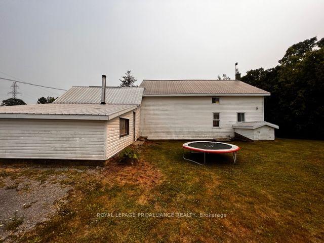 157 Bethel Rd, Home with 1 bedrooms, 1 bathrooms and 6 parking in Belleville ON | Image 10