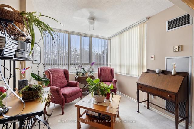 207 - 100 County Court Blvd, Condo with 3 bedrooms, 2 bathrooms and 2 parking in Brampton ON | Image 6