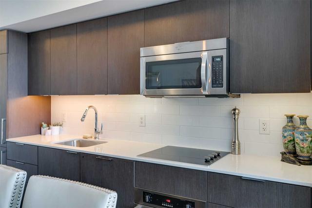 533 - 5 Hanna Ave, Condo with 1 bedrooms, 2 bathrooms and 1 parking in Toronto ON | Image 35