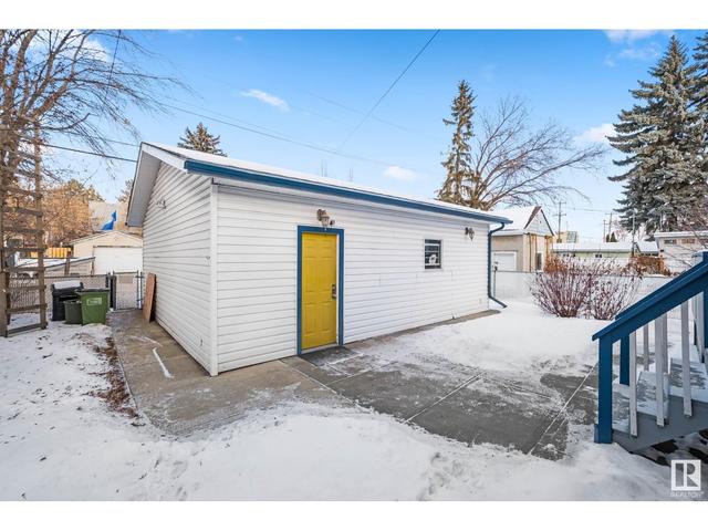 7326 111 Av Nw, House detached with 4 bedrooms, 2 bathrooms and null parking in Edmonton AB | Image 37