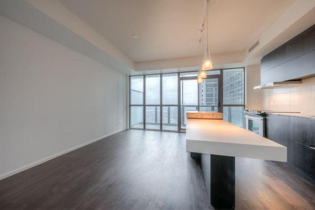 3109 - 101 Charles St E, Condo with 0 bedrooms, 1 bathrooms and null parking in Toronto ON | Image 6