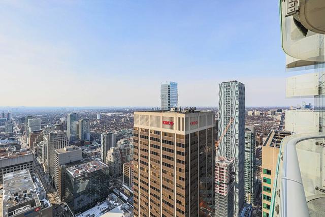 4607 - 1 Bloor St E, Condo with 2 bedrooms, 2 bathrooms and 0 parking in Toronto ON | Image 27