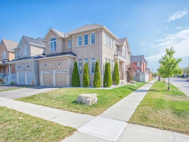 77 Landsdown Cres, House detached with 4 bedrooms, 4 bathrooms and 2 parking in Markham ON | Image 1