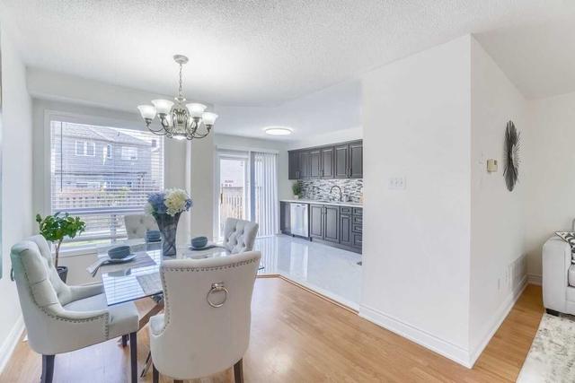 624 Rossellini Dr, House semidetached with 3 bedrooms, 4 bathrooms and 3 parking in Mississauga ON | Image 4